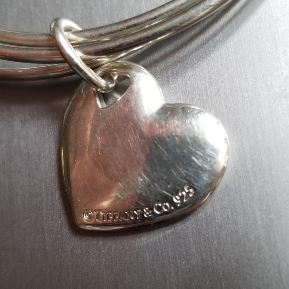 *SOLD* Tiffany & Co. Double Heart Triple Bangle - Picture 6 of 7